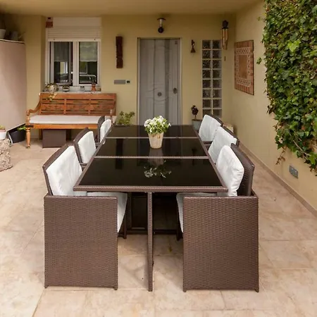 Excepcional Chalet Frente Al Mar